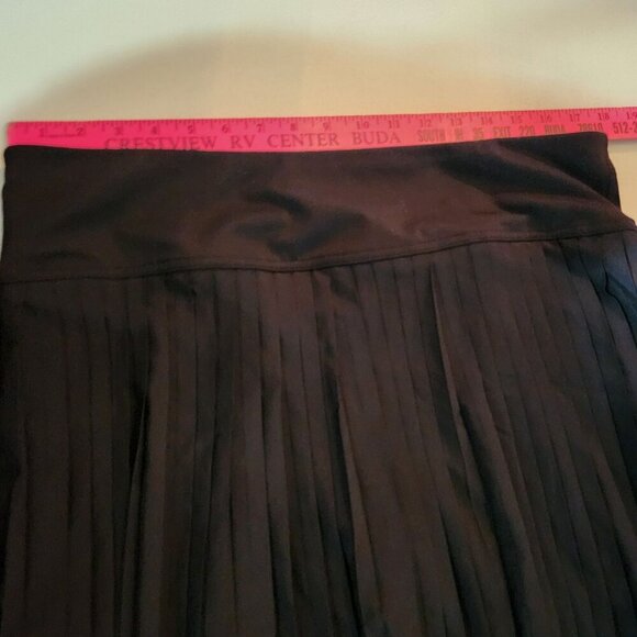 Fabletics Womens Pleated Athletic Skirt XXL/1X Junior sizing - Picture 4 of 11